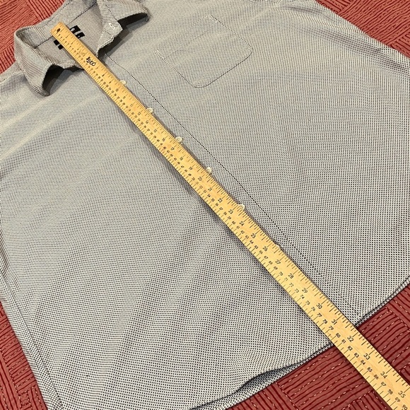 Kirkland Signature men’s XXL Non-Iron short sleeve Shirt - Black / White pattern - Picture 5 of 12